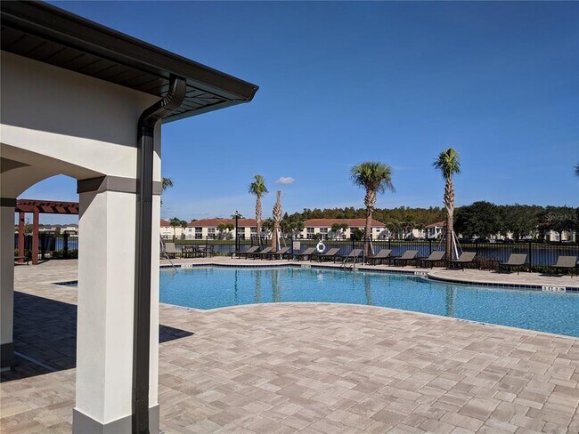 Building Photo - 15313 Willow Arbor Cir