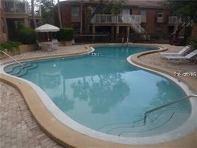 Building Photo - 452 Banyon Tree Cir