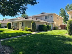 Building Photo - 2117 Palisade Ave