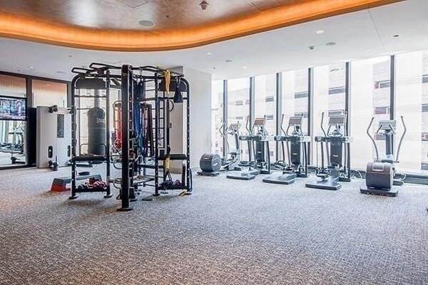 Building Photo - 1 Franklin St