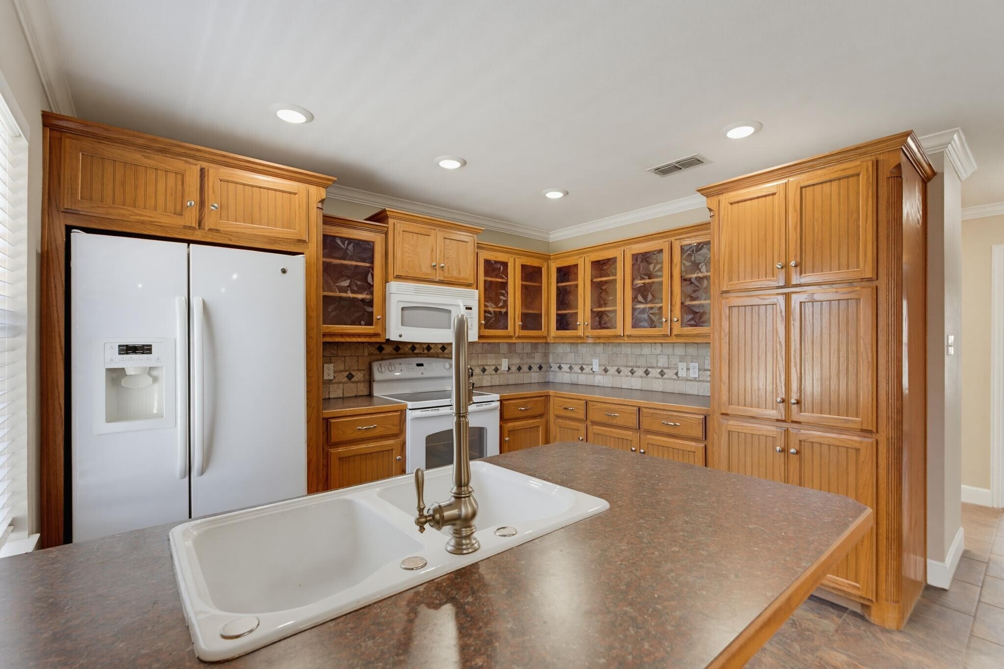 Building Photo - 286 Pilgrim Rd