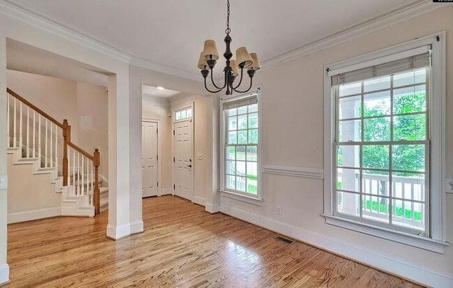 Building Photo - Recently Remodeled Lake Carolina Home