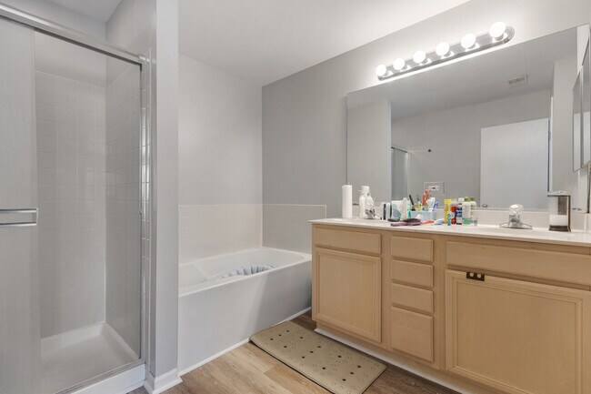 Building Photo - 3092 Serenity Ln