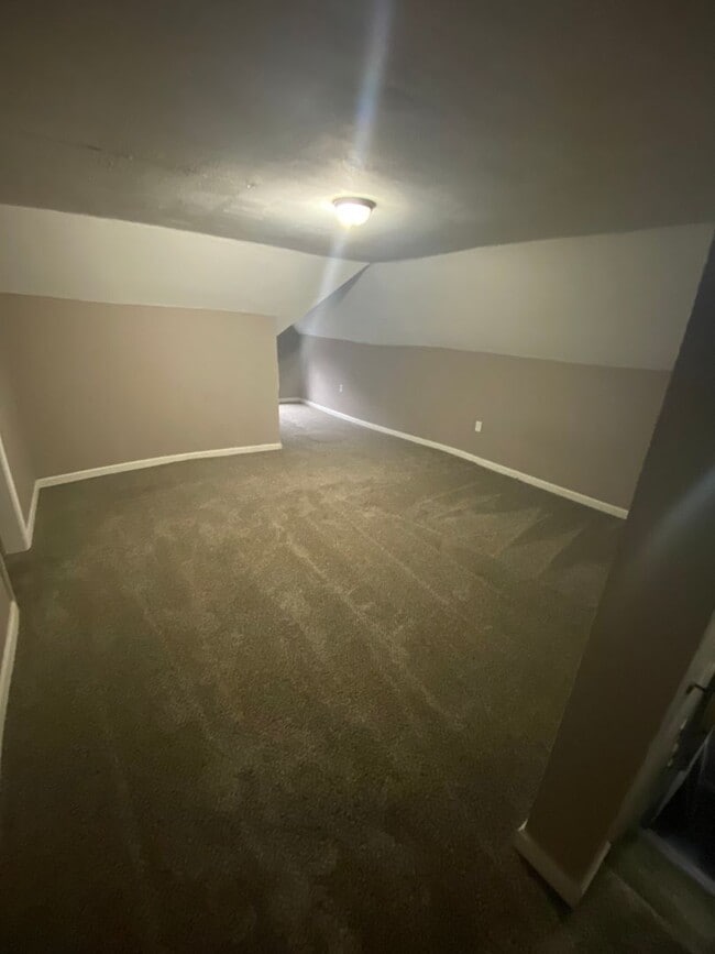 Building Photo - 2228 N Concord Ave