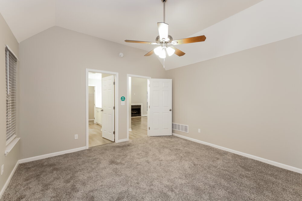 Building Photo - 215 Mack Edwards Dr