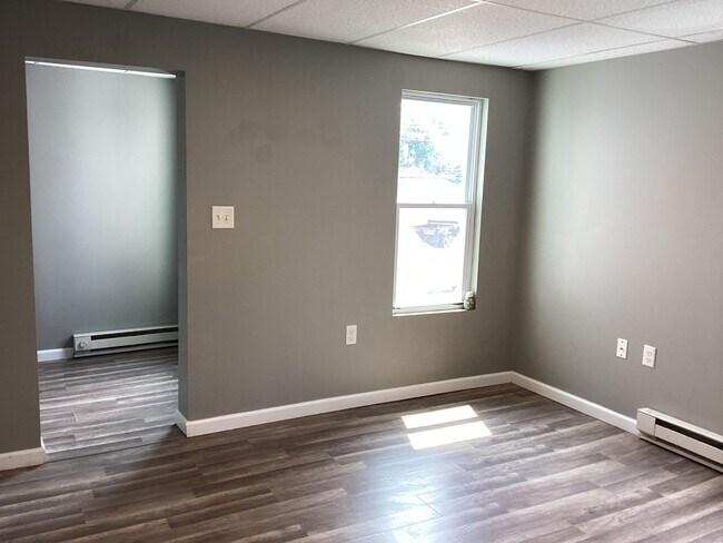 Building Photo - 174 Hamilton Ave
