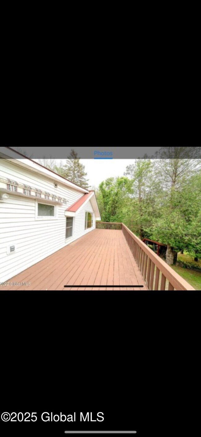 Building Photo - 148 Edie Rd