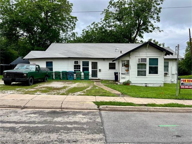 Building Photo - 301 Amarillo St