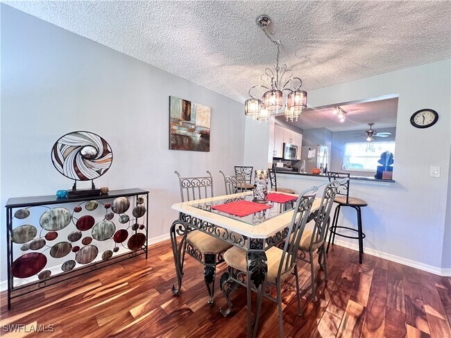 Building Photo - 717 Landover Cir