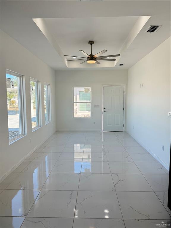 Building Photo - 7 7th St