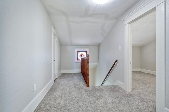 Building Photo - 4052 Albatross St