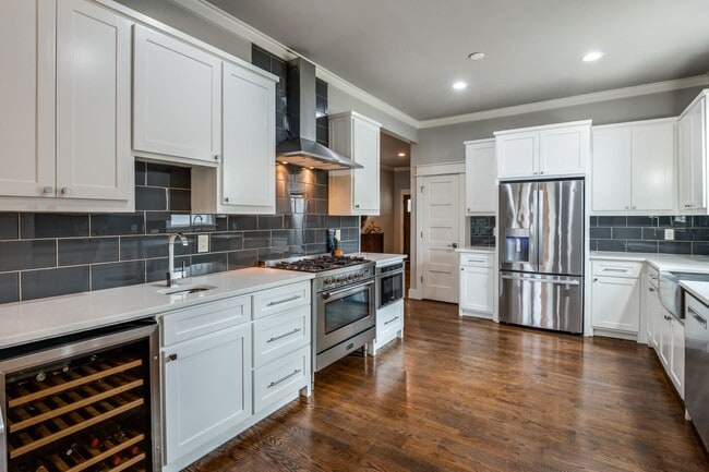 Building Photo - Lower Greenville Craftsman w/ Guest House