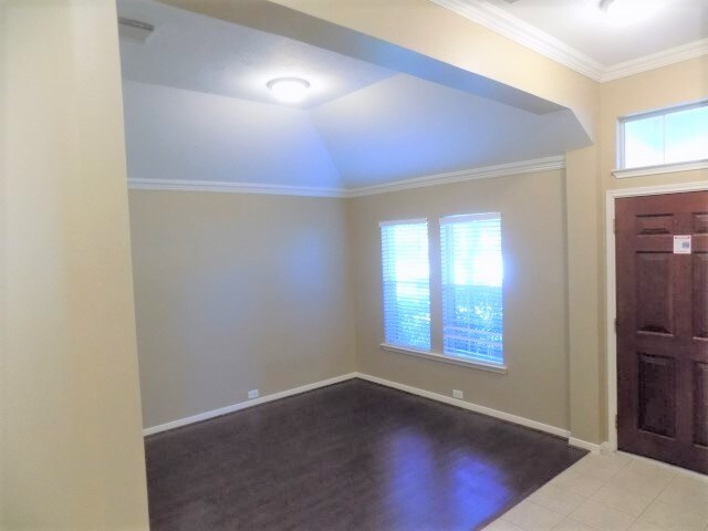 Building Photo - 14111 Austin Hollow Ct