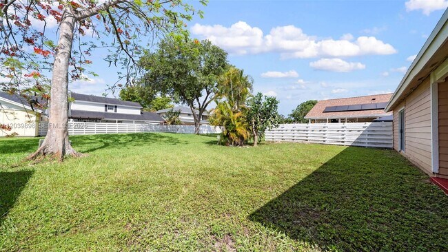 Building Photo - 14780 SW 139th Ct