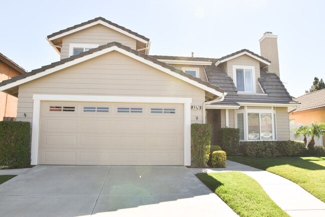 Building Photo - Beautiful 2 Story Home For Rent