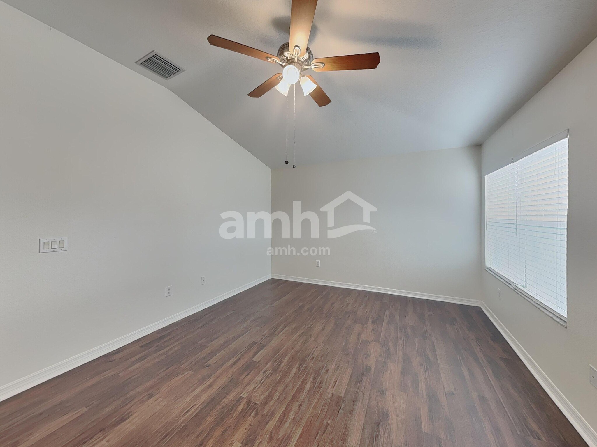 Building Photo - 12520 Belcroft Dr