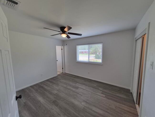 Building Photo - 4815 8th St