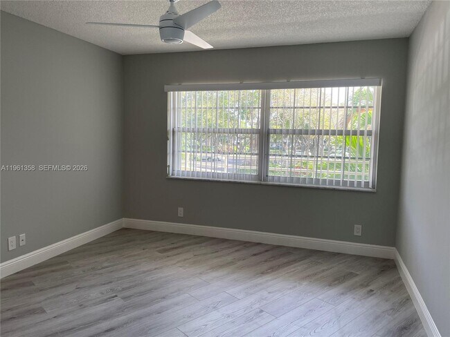 Building Photo - 805 Cypress Blvd