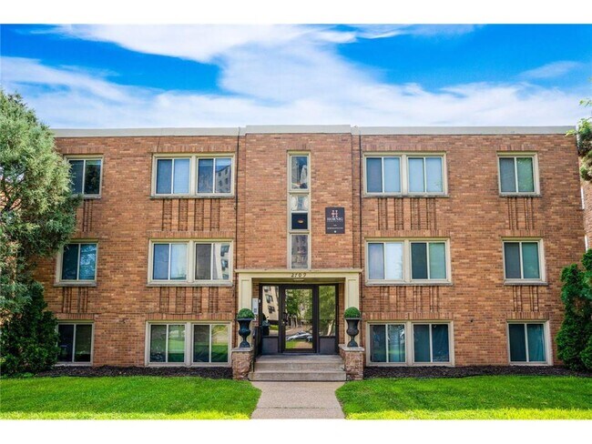 Building Photo - 2709 Park Ave