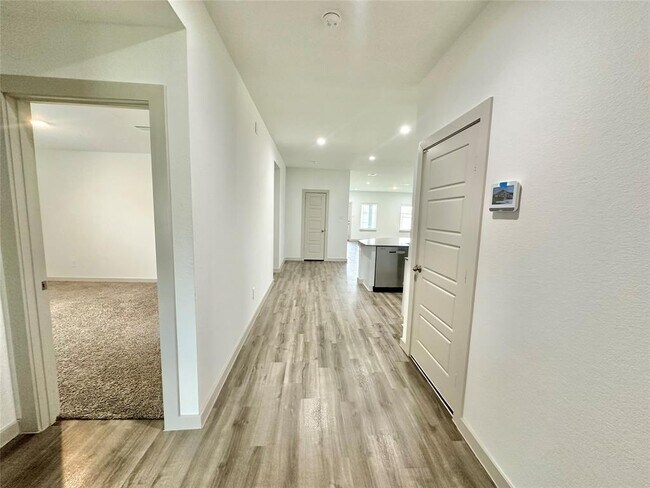 Building Photo - 1107 Curly Angora Ct
