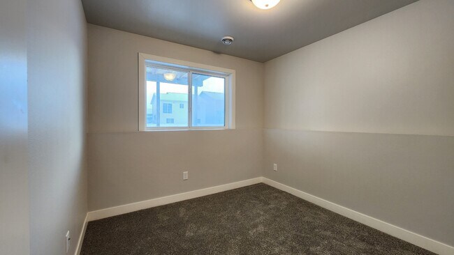 Building Photo - 6728 66th Ave S