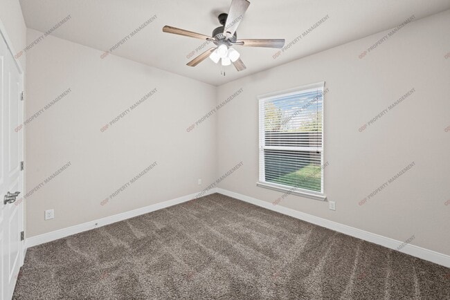 Building Photo - Magnificent home in Wyndham Hill Community! -Refrigerator, Washer/Dryer, and Lawn Care ALL INCLUDED