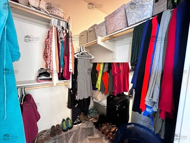 Building Photo - Luxury 5 bedroom, 3 bath home in Bonsall!