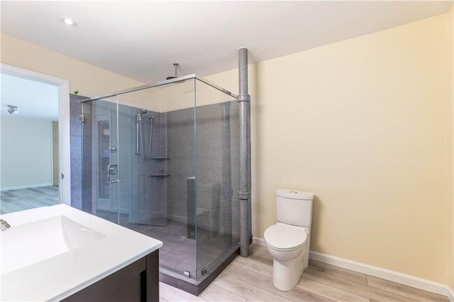 Building Photo - 1704 Emilie Ln