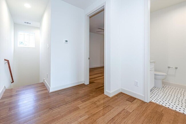 Building Photo - 4218 Eigel St