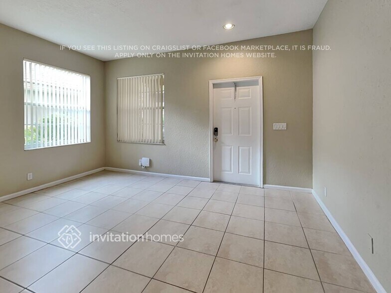 Building Photo - 5143 Heron Ct
