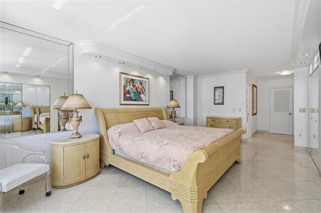 Building Photo - 9801 Collins Ave