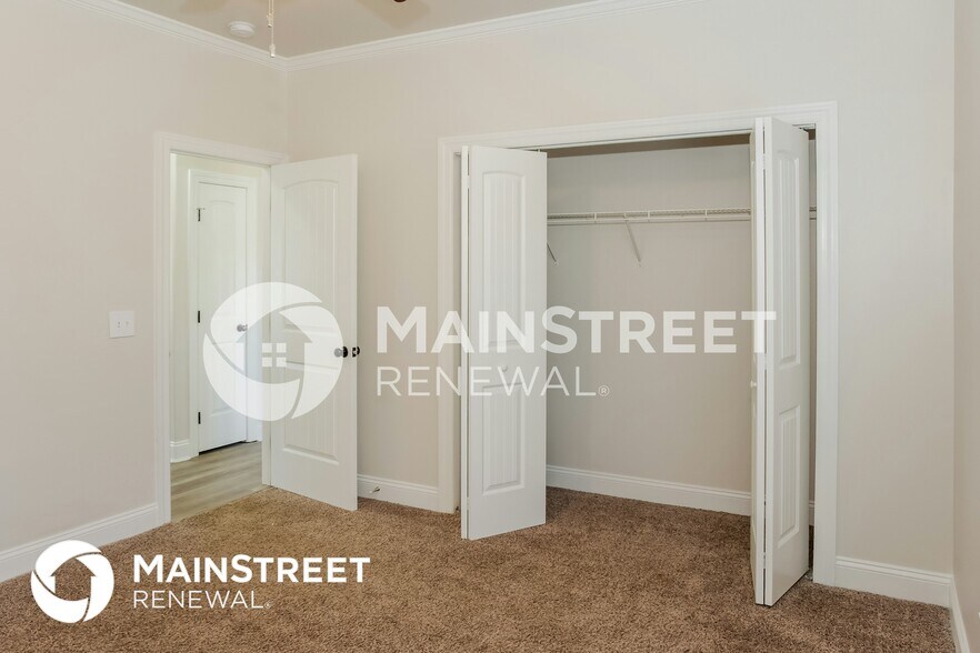 Building Photo - 115 Chapel Creek Dr