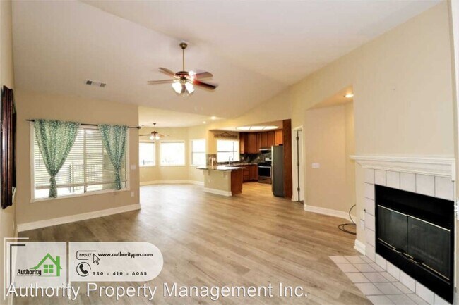 Building Photo - 4 br, 2 bath House - 2118 Sophy Place