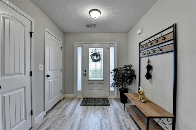 Building Photo - 1745 Gresham Pl