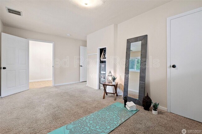 Building Photo - 11807 96th Ave SW