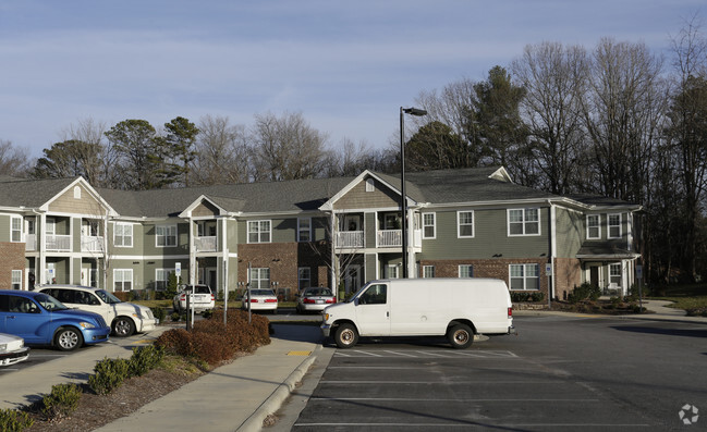 Building Photo - Oakhaven Apartments