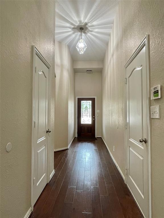 Building Photo - 107 Long Meadow Ct