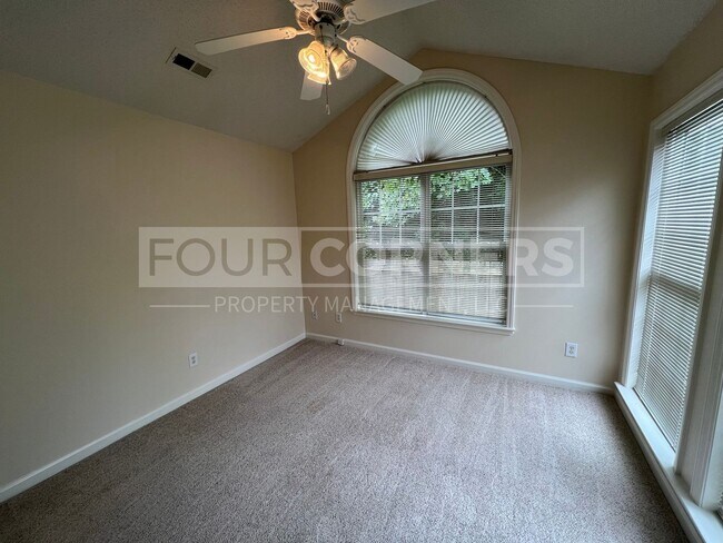 Building Photo - 36 Mansfield Cir