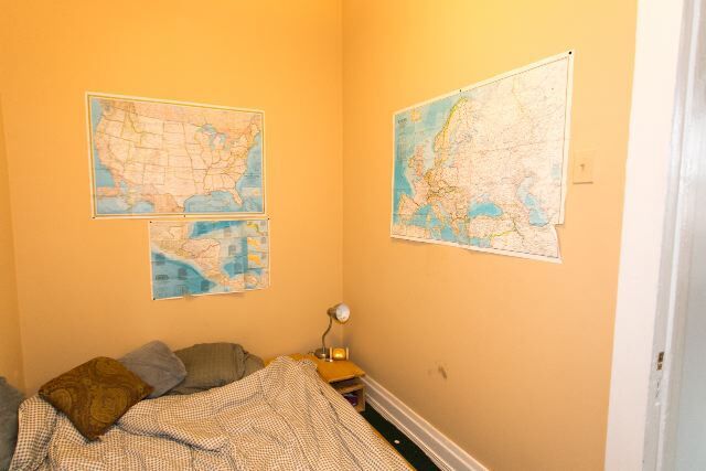 Building Photo - 1222 N Maplewood Ave