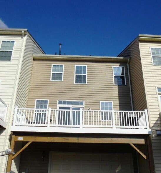 Building Photo - 14223 Lusby Ridge Rd