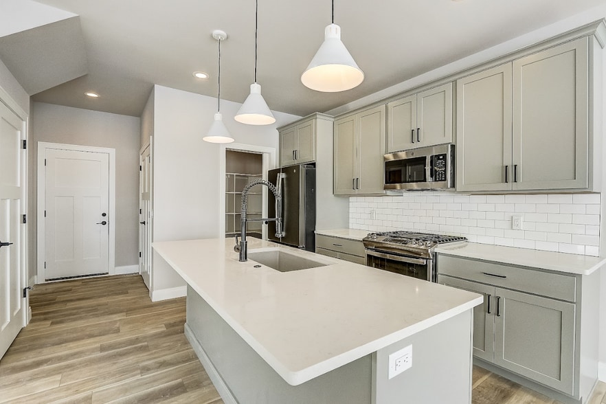 Building Photo - 6549 Pleasant Prairie Dr