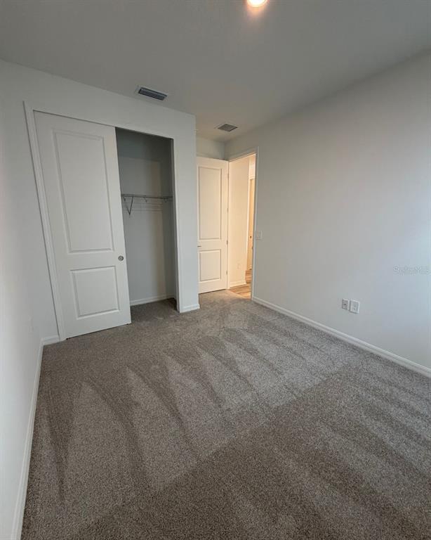 Building Photo - 5726 Gingham Dr