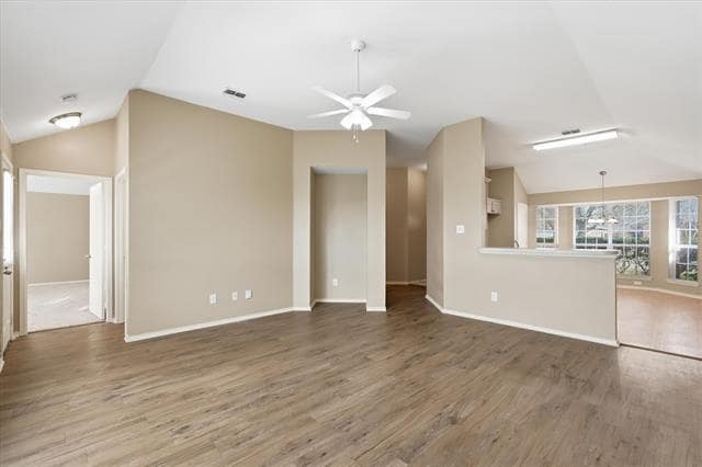 Building Photo - 9229 Chesapeake Ln