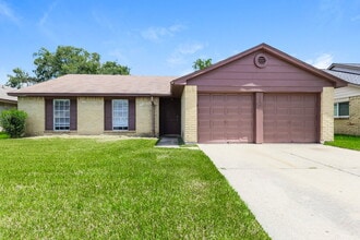 Building Photo - 3446 Hombly Rd