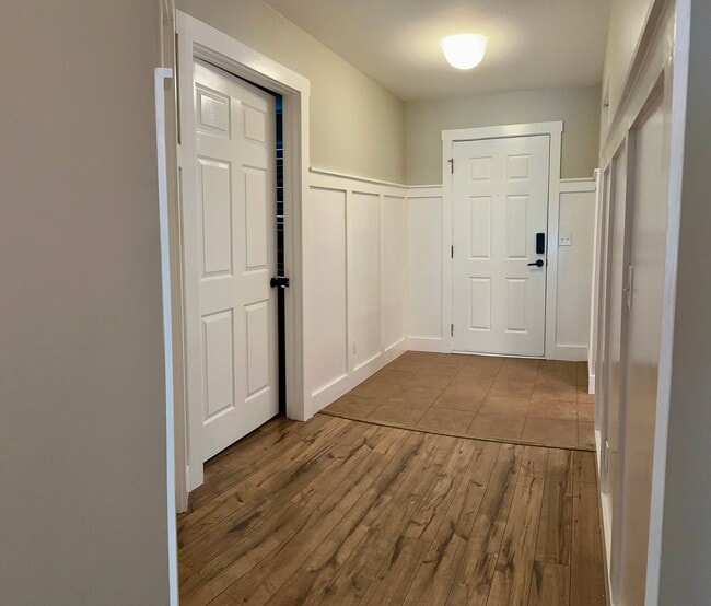 Building Photo - Charming 2-Bedroom Townhome in 'The Commons', Hanahan, S.C.