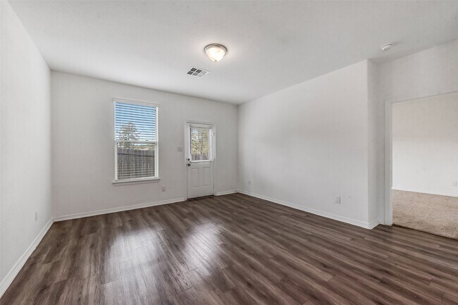 Building Photo - 21218 George Vancouver Ct