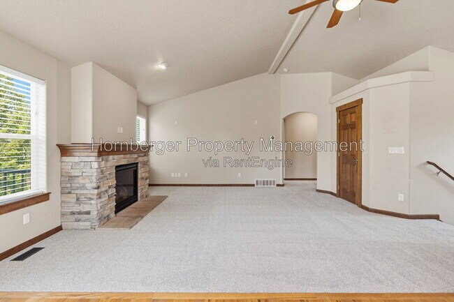 Building Photo - 17415 E Shamrock Ct