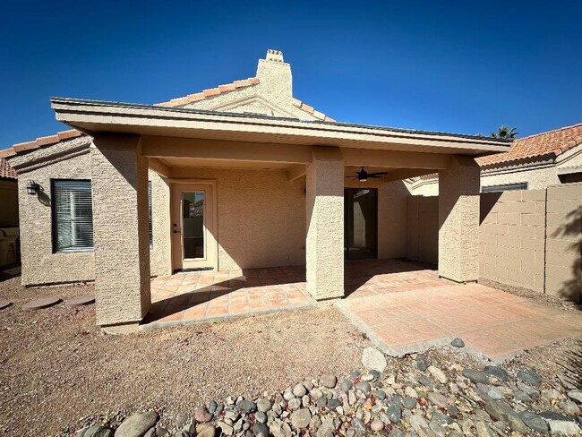 Building Photo - 12237 N Gambel Dr