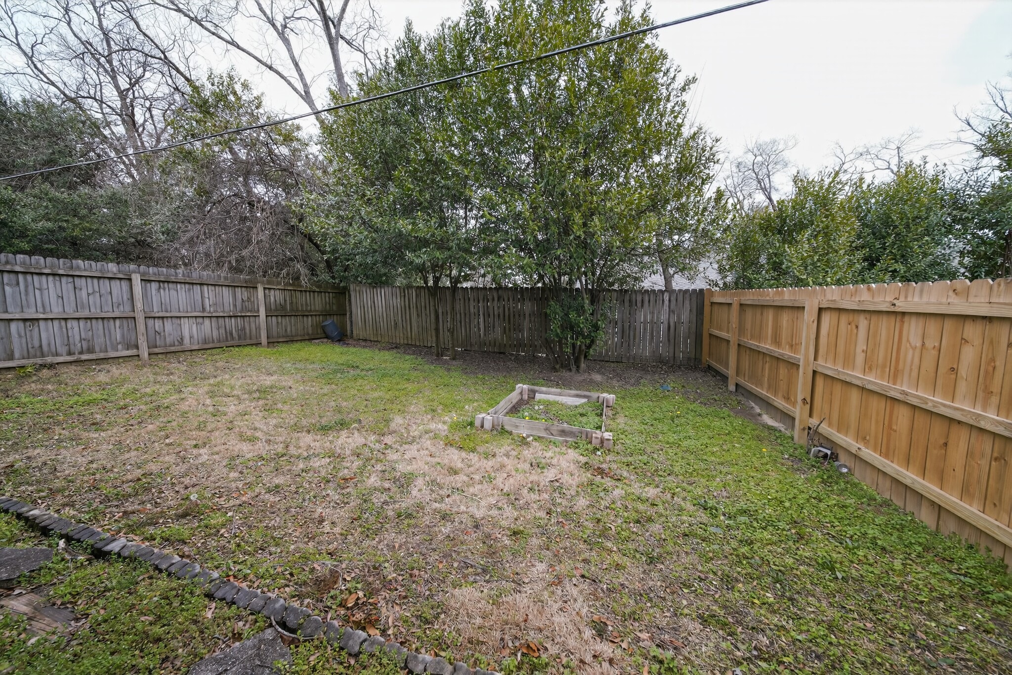 Building Photo - 534 Oak Meadow Ln