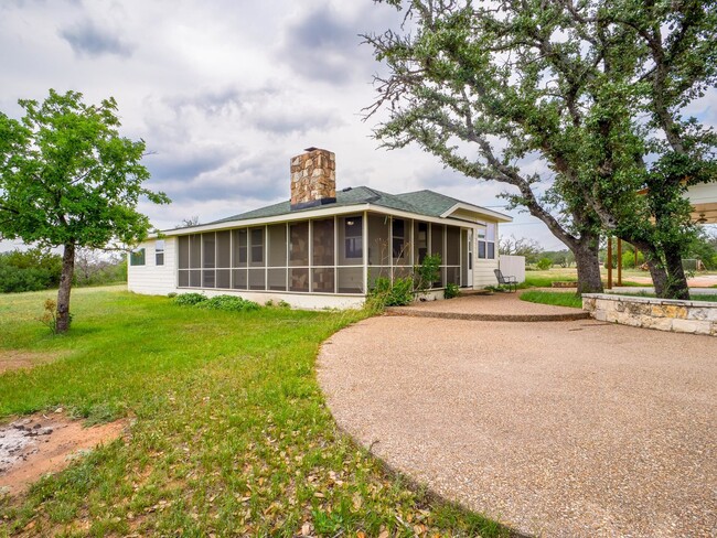 Building Photo - 6141 E Farm to Market 1431